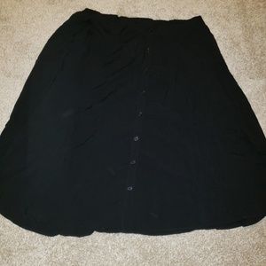 Long button skirt